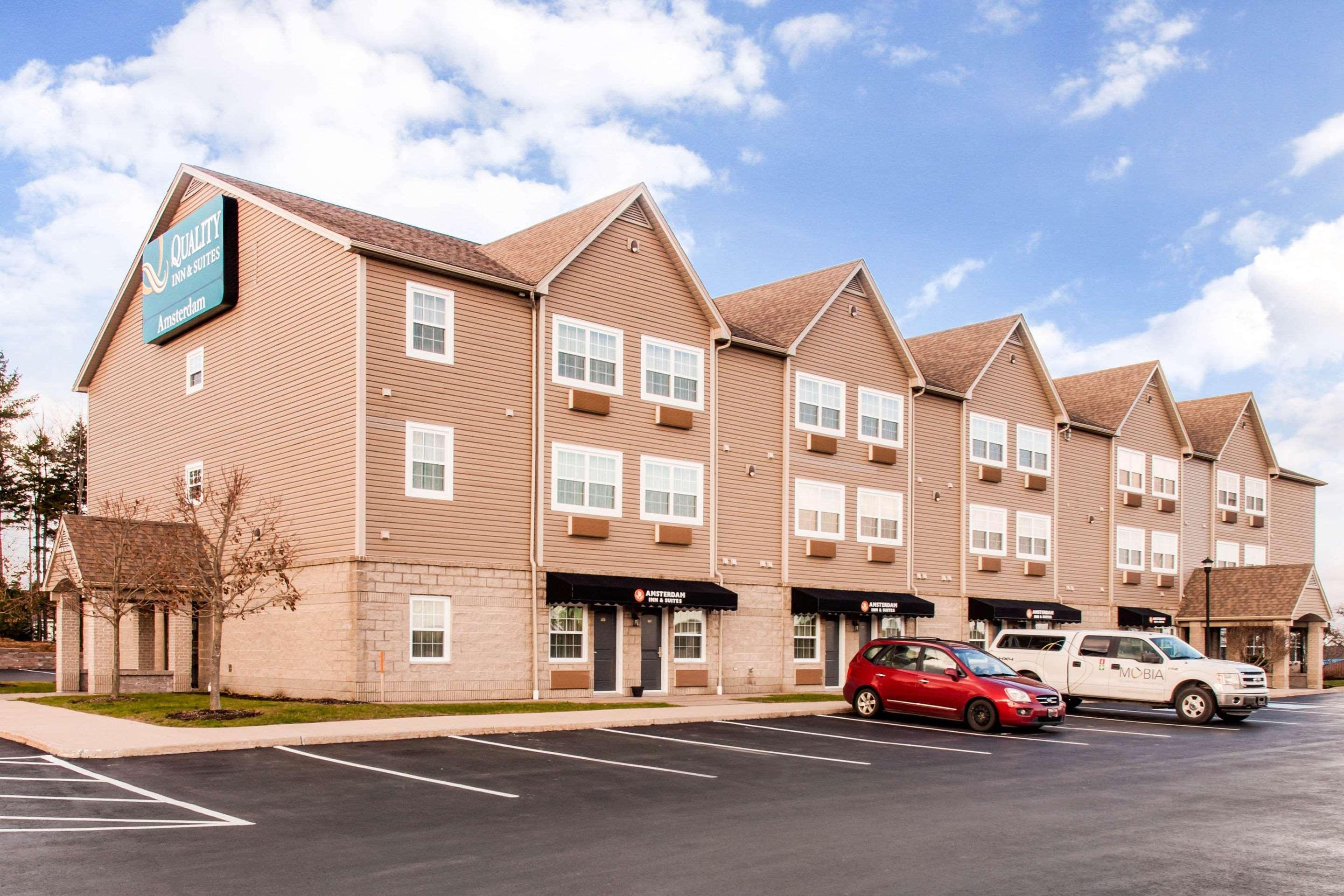 Quality Inn & Suites Quispamsis Rothesay Exteriör bild