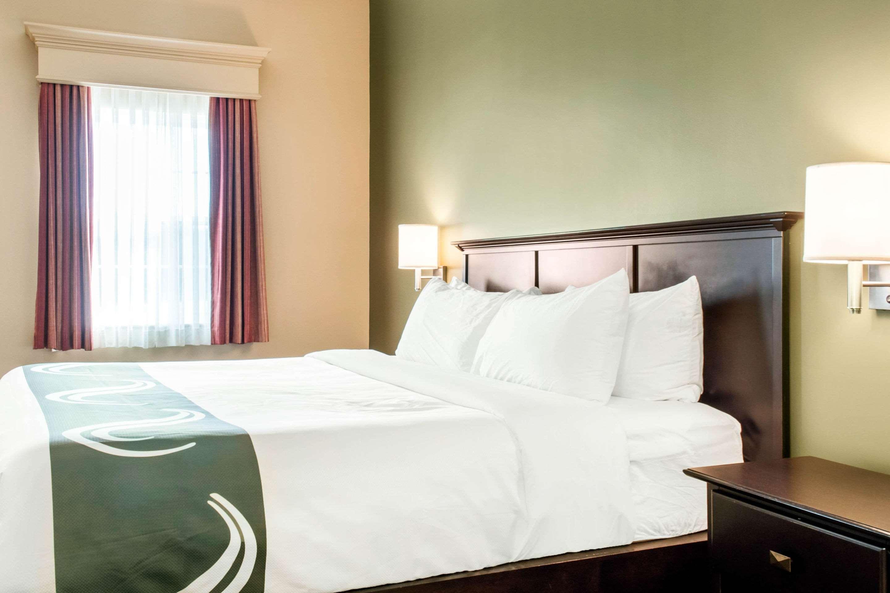 Quality Inn & Suites Quispamsis Rothesay Exteriör bild