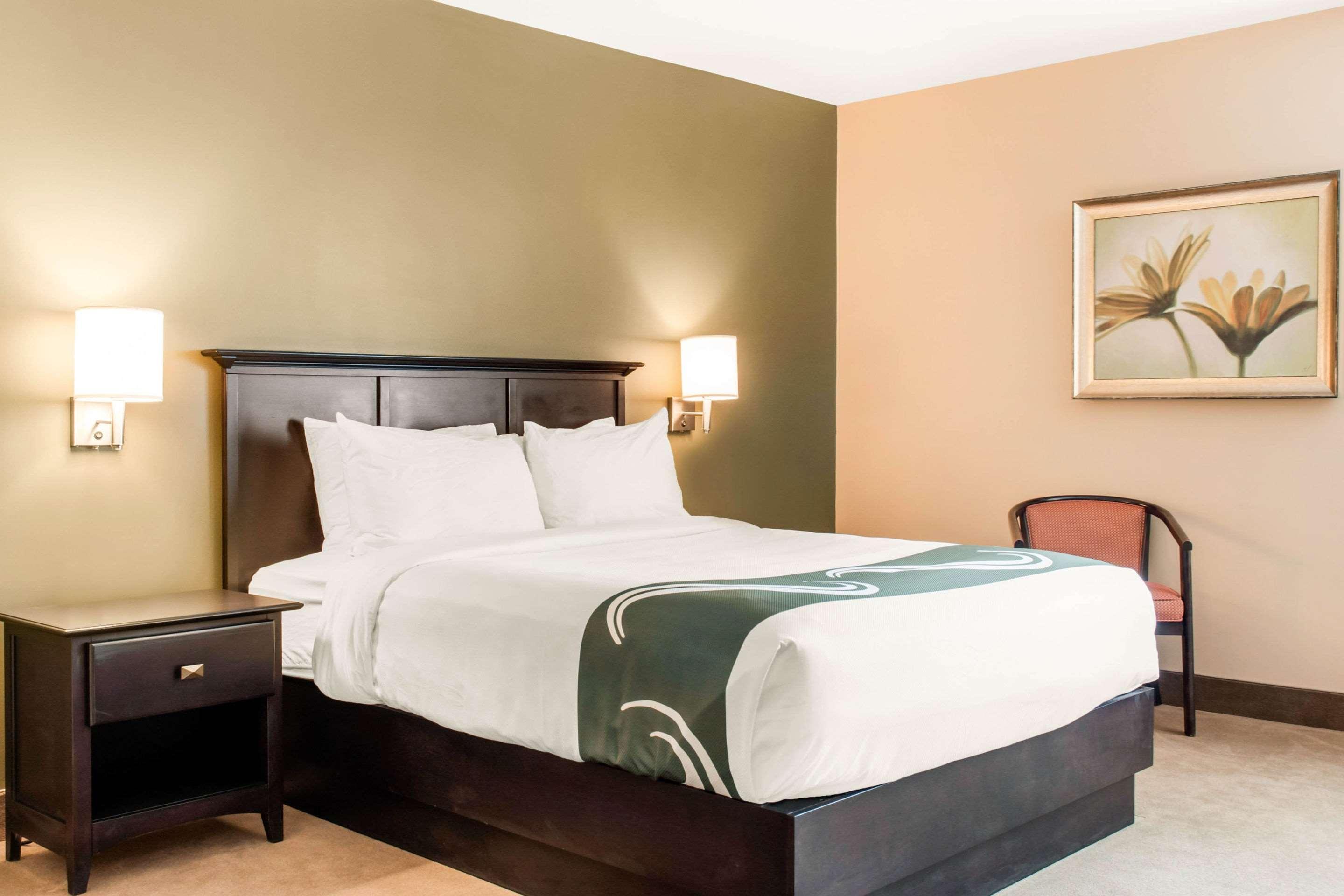 Quality Inn & Suites Quispamsis Rothesay Exteriör bild