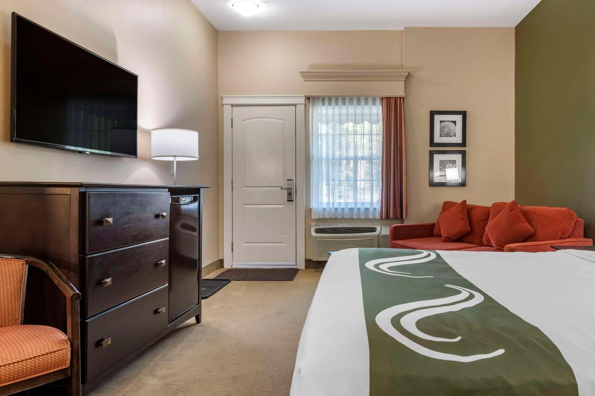 Quality Inn & Suites Quispamsis Rothesay Exteriör bild