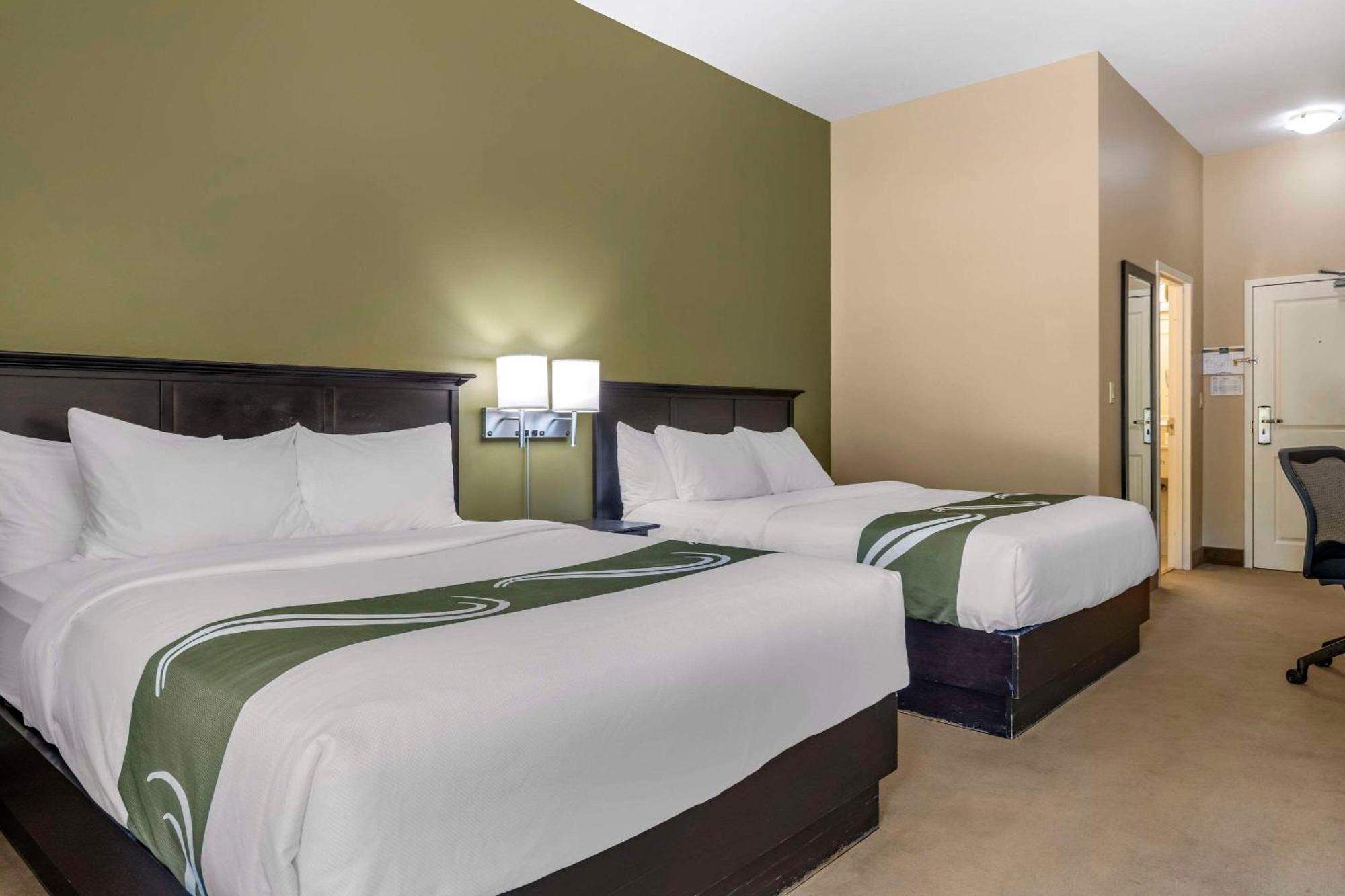 Quality Inn & Suites Quispamsis Rothesay Exteriör bild