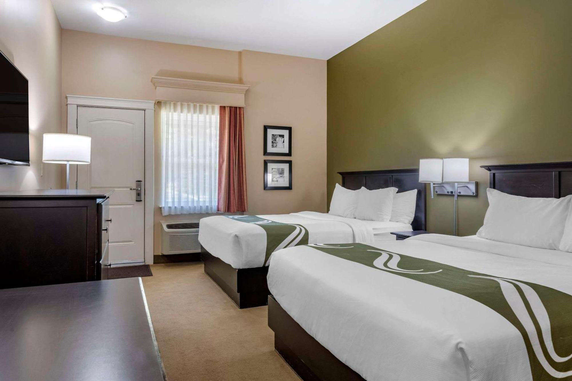 Quality Inn & Suites Quispamsis Rothesay Exteriör bild
