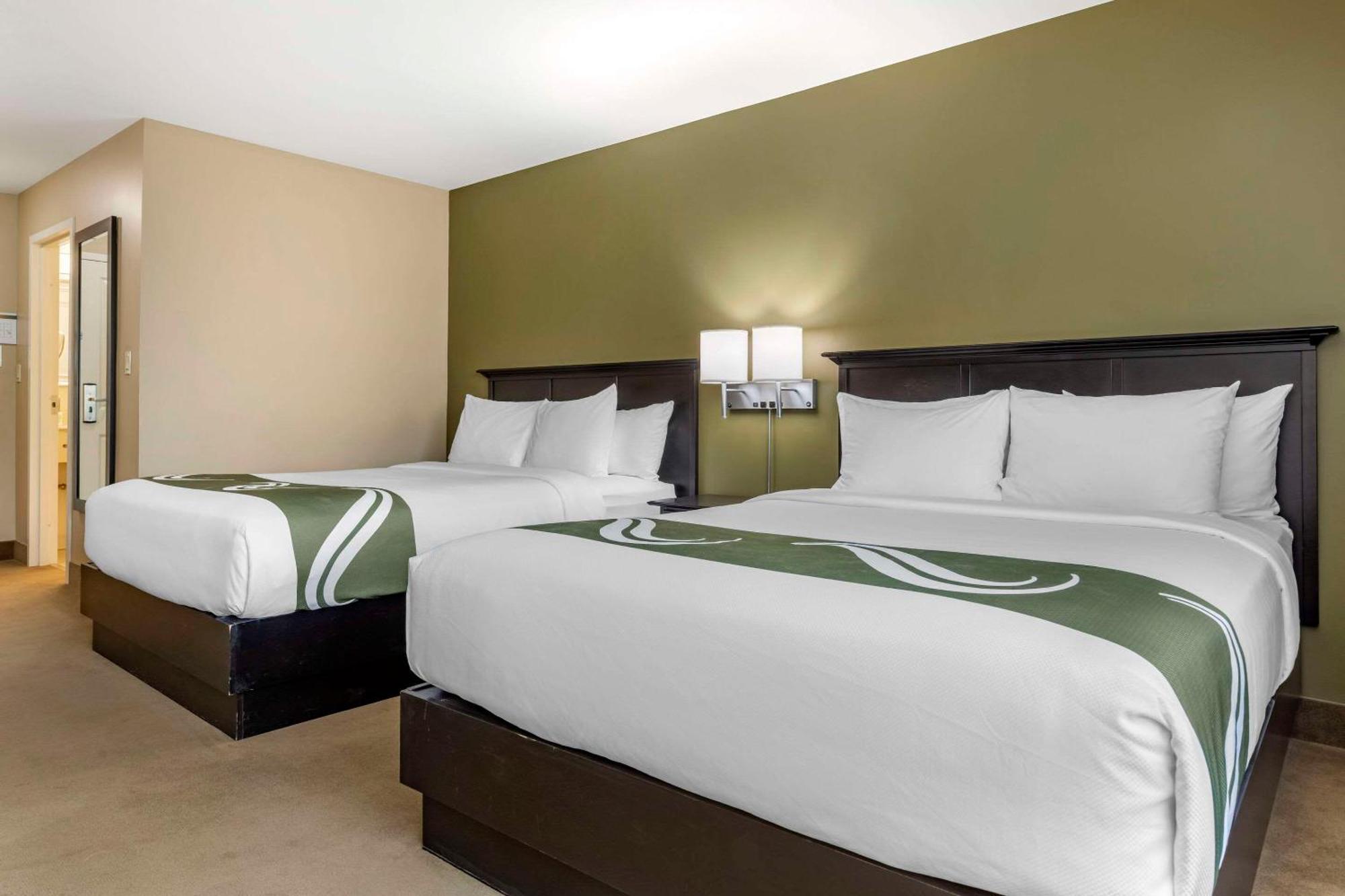 Quality Inn & Suites Quispamsis Rothesay Exteriör bild