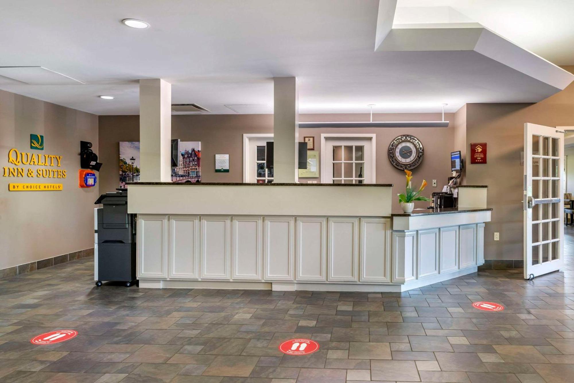 Quality Inn & Suites Quispamsis Rothesay Exteriör bild